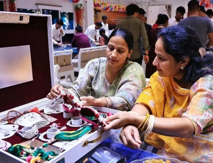 दिल्ली में सोना चांदी की कीमतों में भारी उछाल: सोना 1.5 लाख पर, चांदी 6200 रुपये महंगी