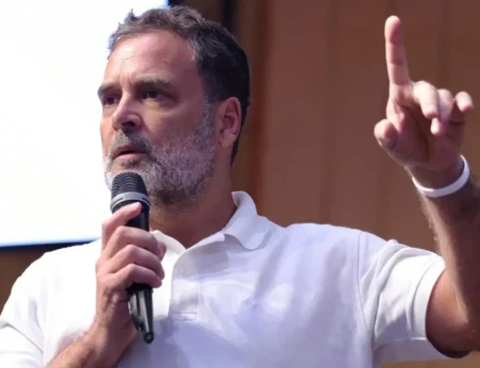 राहुल गांधी बोले मैं आरएसएस के एक्सप्रेशन की भी रक्षा करूंगा, केंद्र पर साधा निशाना