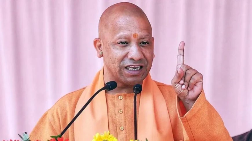 राष्ट्रगान-राष्ट्रगीत का अपमान बर्दाश्त नहीं, तिरंगा यात्रा में गरजे सीएम योगी आदित्यनाथ