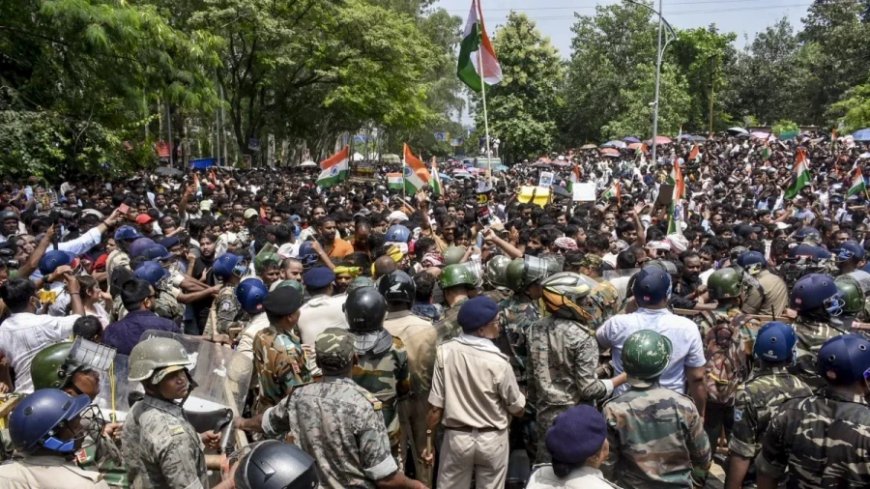 रांची में छात्रों पर लाठीचार्ज: विधानसभा घेराव के दौरान पुलिस की कार्रवाई, राहुल गांधी ने जताया विरोध