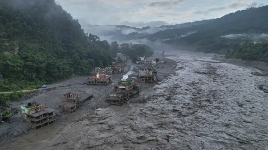 नेपाल बाढ़ त्रासदी: 734 शव बरामद और दूसरी बाढ़ की चेतावनी से बढ़ा खतरा