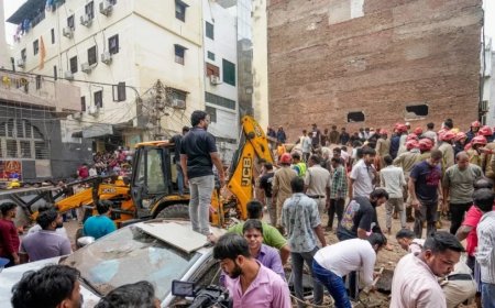 दिल्ली सत्य निकेतन हादसा: मृतकों की संख्या बढ़कर 6 हुई, सीसीटीवी फुटेज आया सामने