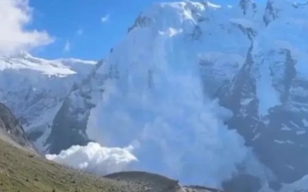 रूस में बर्फीले तूफान का तांडव: काकेशस में एवलांच से 11 पर्वतारोहियों की मौत, 6 लापता