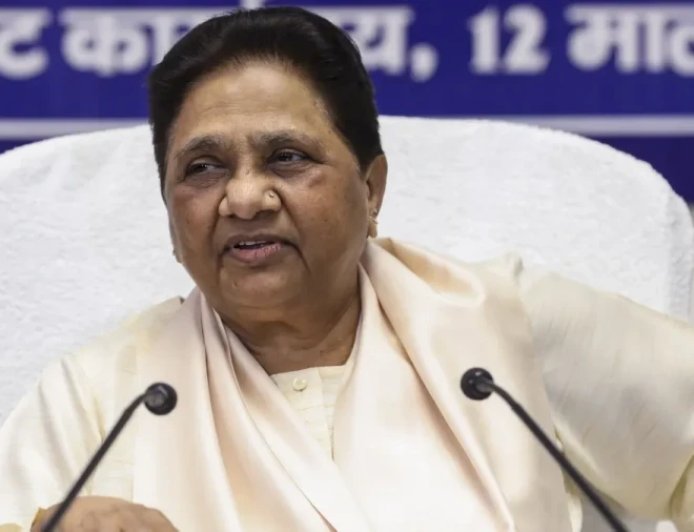 मायावती का बड़ा फैसला: ईशान आनंद को BSP में मिली कमान, आकाश और बहन बाहर