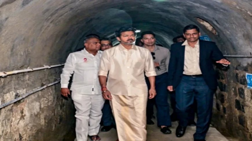 तमिलनाडु के मंदिरों में स्मार्टफोन बैन: विजय सरकार ने 52 मंदिरों के लिए जारी किया आदेश