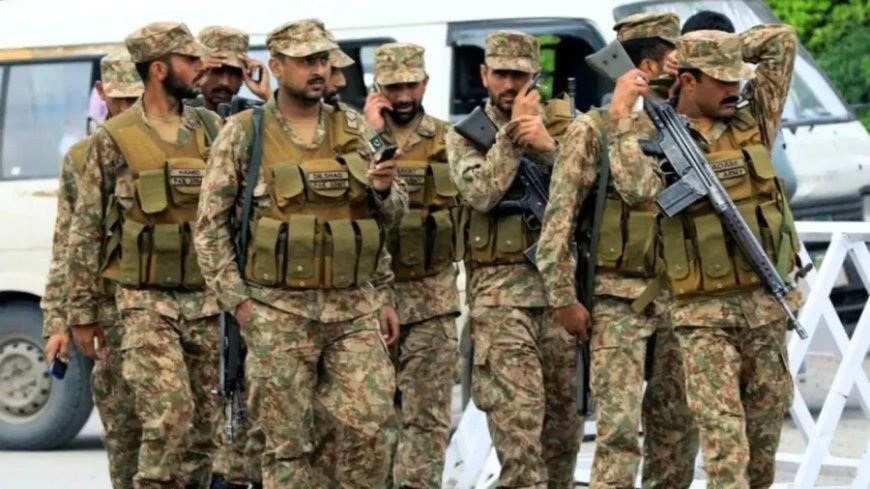 पाकिस्तान में सुरक्षा सख्त: इमरान खान की पार्टी के मार्च से पहले इस्लामाबाद की घेराबंदी