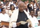 खरगे ने मुख्य चुनाव आयुक्त को हटाने की उठाई मांग, कहा वोट अधिकार खतरे में