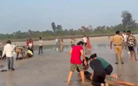 रायगढ़ में बड़ा हादसा: दिवेआगर बीच पर डूबे पुणे के 8 छात्र, पिकनिक मनाते समय हुई मौत
