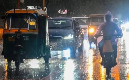 दिल्ली एनसीआर में मौसम का मिजाज बदला, भारी बारिश और आंधी से गिरा तापमान