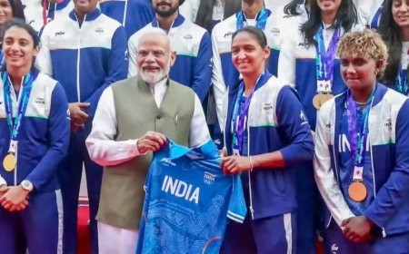 पीएम मोदी ने एशियाई खेलों के विजेताओं से की मुलाकात, 2036 ओलंपिक का संकल्प दोहराया