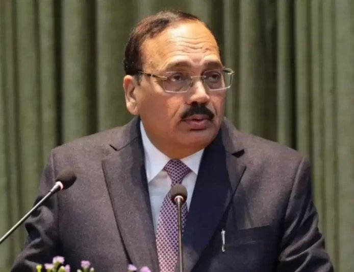 CJI सूर्यकांत के इस्तीफे की मांग पर केरल कांग्रेस की पोस्ट से बवाल, भाजपा का तीखा हमला
