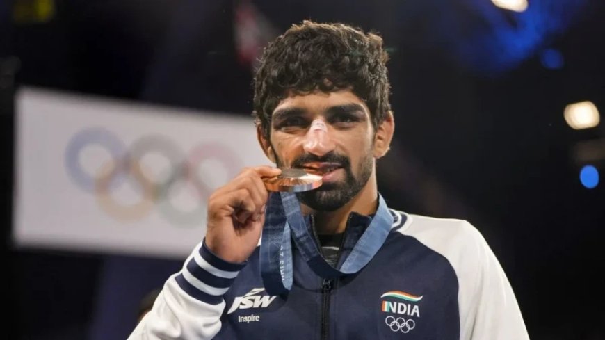 अमन सहरावत ने जीता गोल्ड: 57 किलोग्राम कुश्ती के रोमांचक फाइनल में पलटा पासा